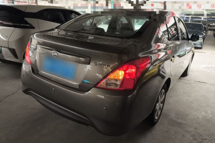Used Nissan Sunny 2015 1.5XE CVT Master Edition Rear Right 45 Deg