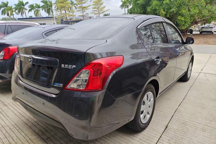 Used Nissan Sunny 2015 1.5XE CVT Comfort Edition Rear Right 45 Deg
