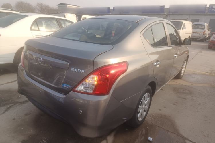 Used Nissan Sunny 2015 1.5XE CVT Master Edition Rear Right 45 Deg