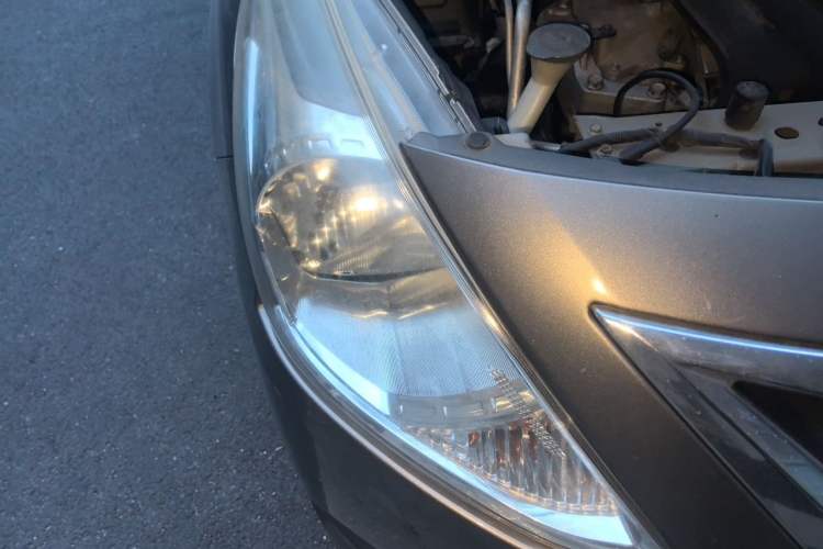 Used Nissan Sunny 2015 1.5XE CVT Comfort Edition Right Front Headlight
