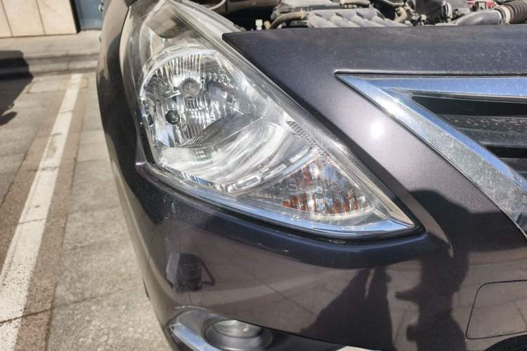 Used Nissan Sunny 2015 1.5XE CVT Master Edition Right Front Headlight