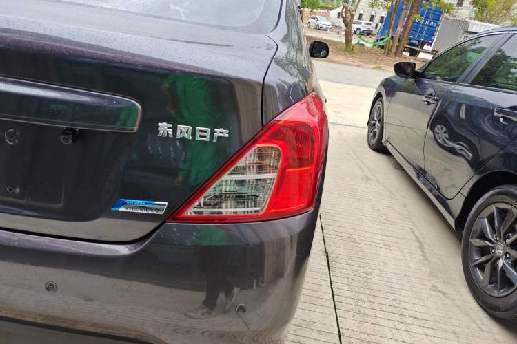 Used Nissan Sunny 2015 1.5XE CVT Comfort Edition Right Rear Taillight