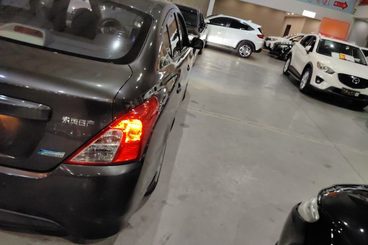 Used Nissan Sunny 2015 1.5XE CVT Comfort Edition Right Rear Taillight