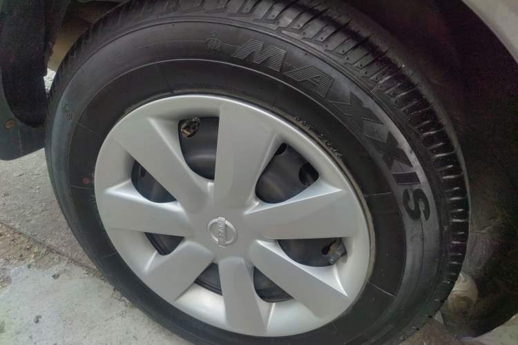 Used Nissan Sunny 2015 1.5XE CVT Comfort Edition Right Rear Wheel Hub