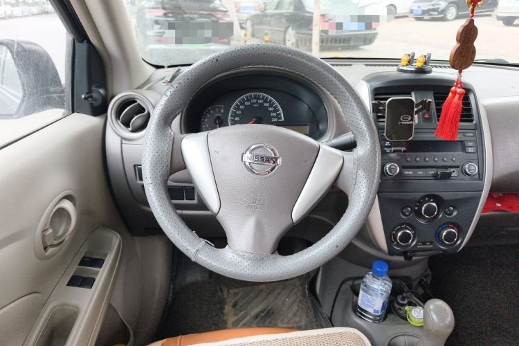Used Nissan Sunny 2015 1.5XE Manual Comfort Edition Steering Wheel
