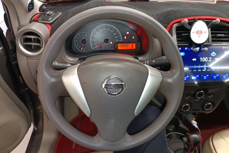 Used Nissan Sunny 2015 1.5XE CVT Comfort Edition Steering Wheel