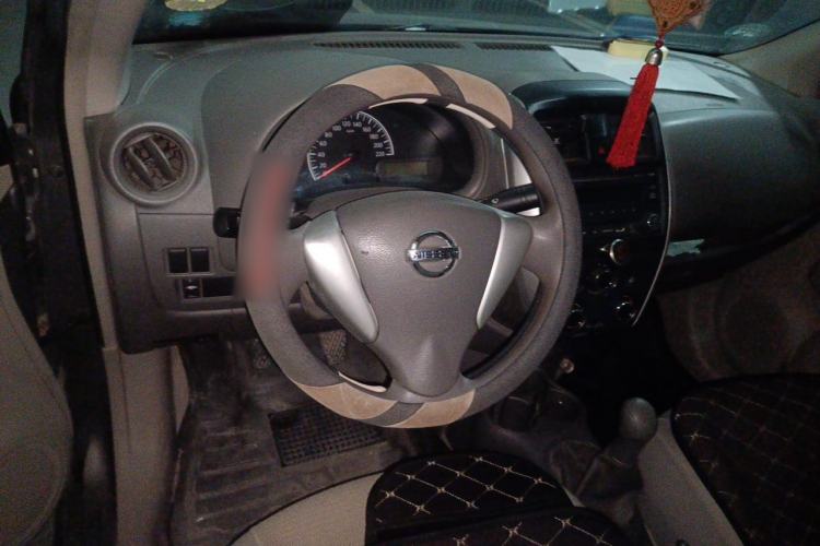 Used Nissan Sunny 2015 1.5XE Manual Comfort Edition Steering Wheel