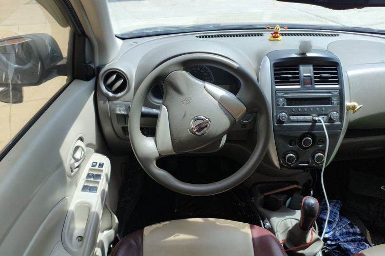 Used Nissan Sunny 2015 1.5XE Manual Elite Edition Steering Wheel