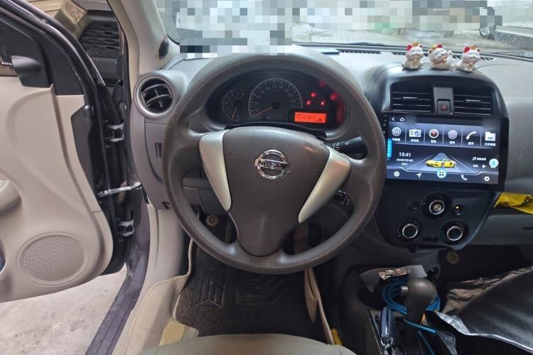Used Nissan Sunny 2015 1.5XE CVT Comfort Edition Steering Wheel