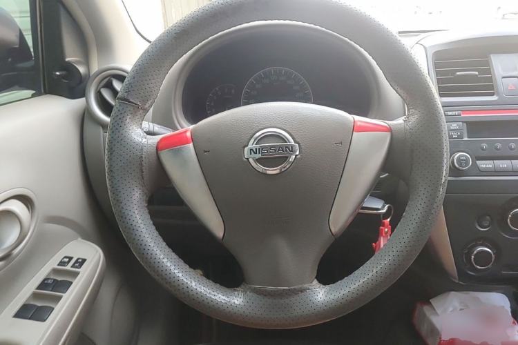 Used Nissan Sunny 2015 1.5XE Manual Comfort Edition Steering Wheel