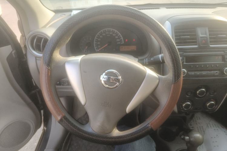 Used Nissan Sunny 2015 1.5XE CVT Master Edition Steering Wheel