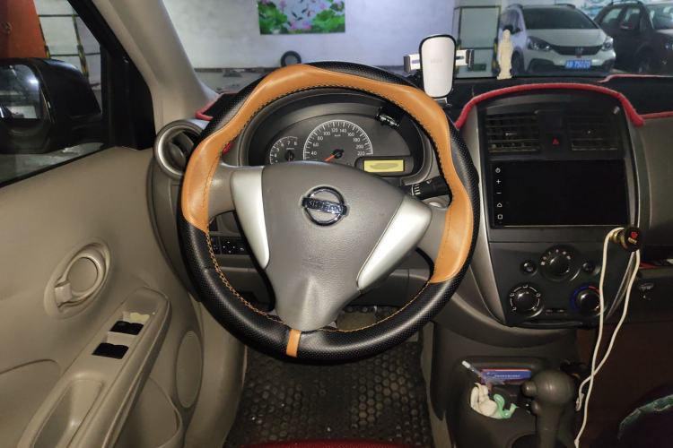 Used Nissan Sunny 2015 1.5XE CVT Master Edition Steering Wheel