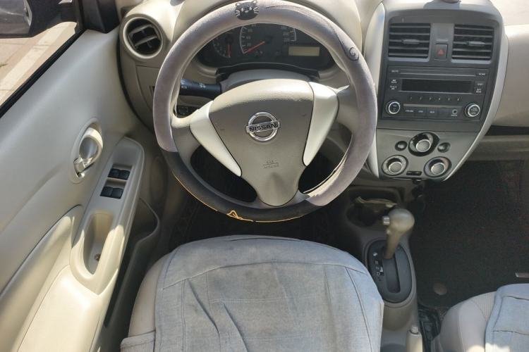 Used Nissan Sunny 2015 1.5XE CVT Master Edition Steering Wheel
