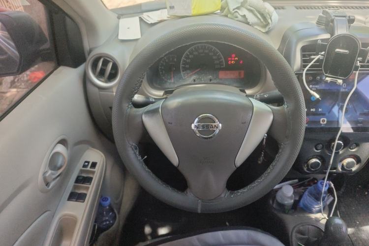 Used Nissan Sunny 2015 1.5XE Manual Comfort Edition Steering Wheel