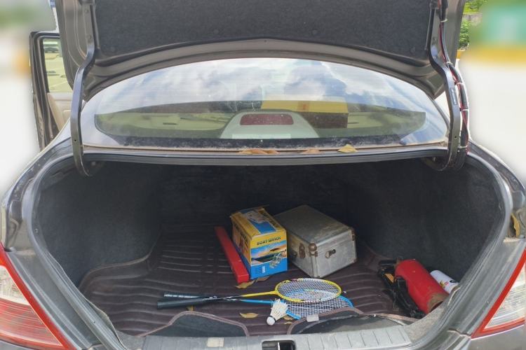 Used Nissan Sunny 2015 1.5XE Manual Elite Edition Trunk