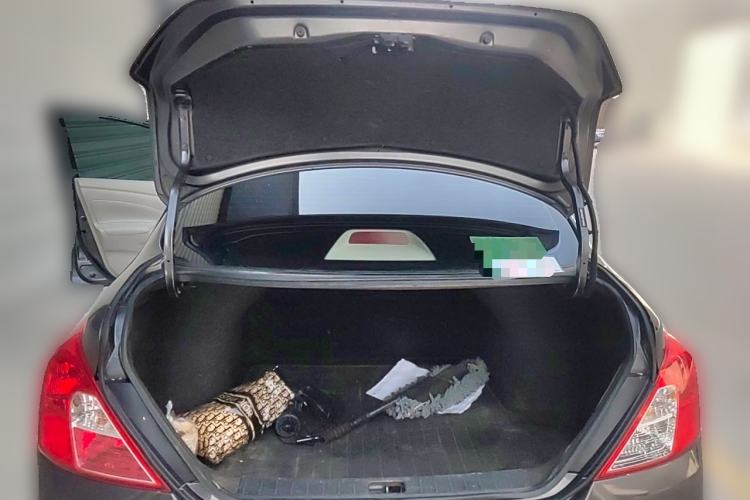 Used Nissan Sunny 2015 1.5XE Manual Comfort Edition Trunk