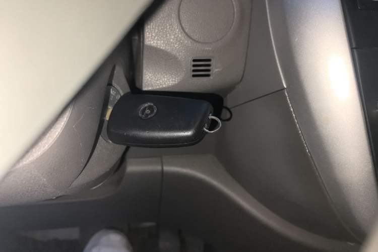 Used Nissan Sunny 2015 1.5XE CVT Comfort Edition Vehicle Key