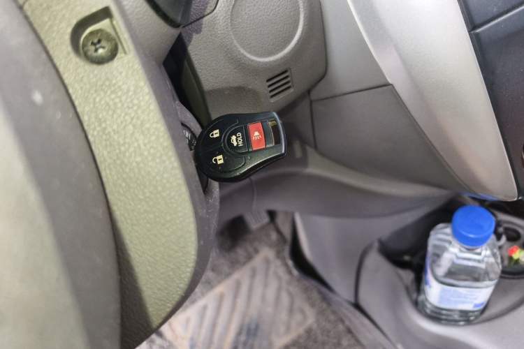 Used Nissan Sunny 2015 1.5XE Manual Comfort Edition Vehicle Key