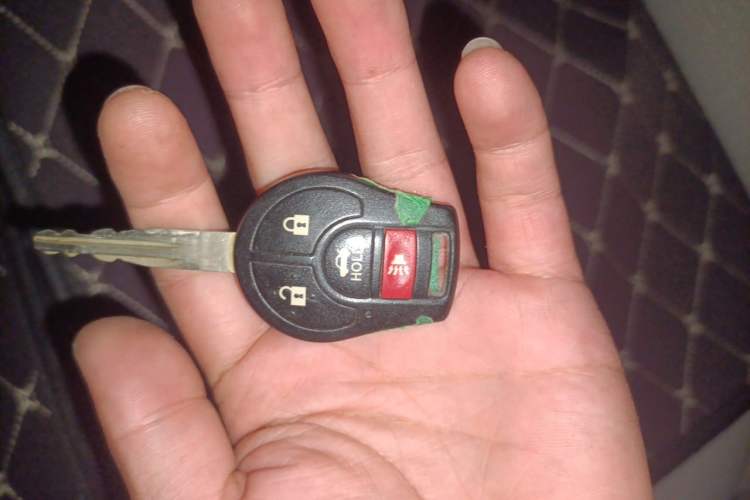 Used Nissan Sunny 2015 1.5XE Manual Comfort Edition Vehicle Key