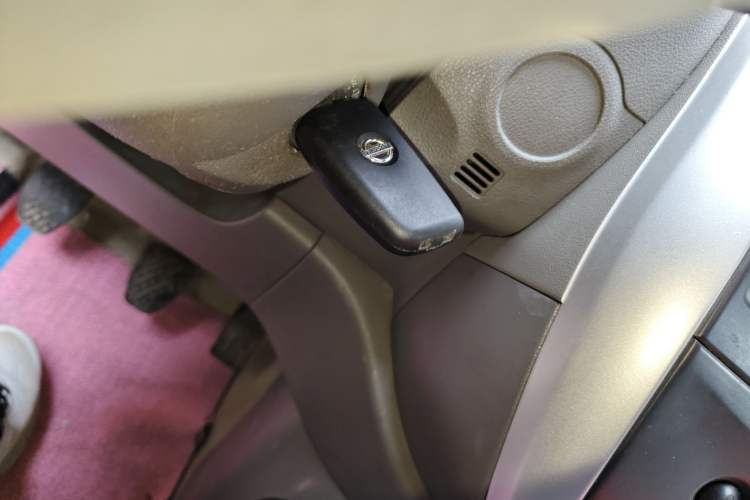 Used Nissan Sunny 2015 1.5XE Manual Comfort Edition Vehicle Key