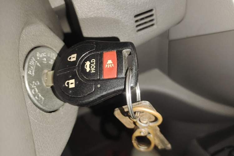 Used Nissan Sunny 2015 1.5XE Manual Comfort Edition Vehicle Key