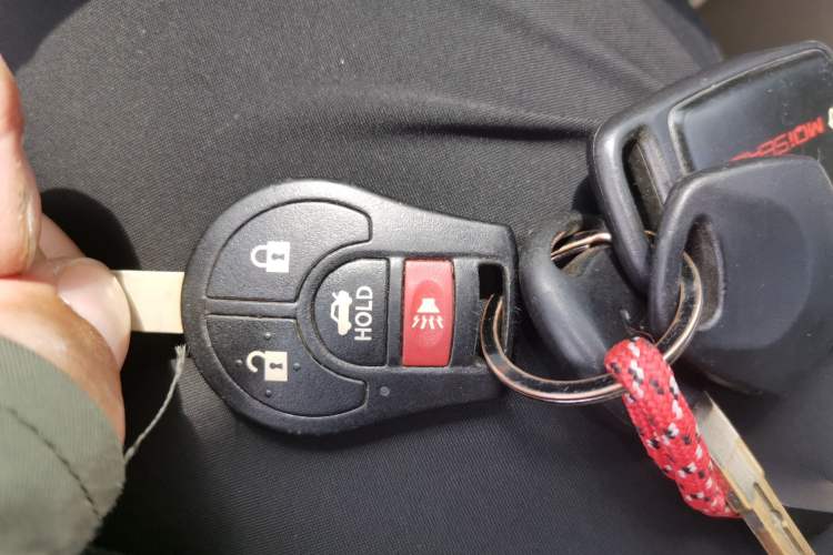Used Nissan Sunny 2015 1.5XE CVT Comfort Edition Vehicle Key