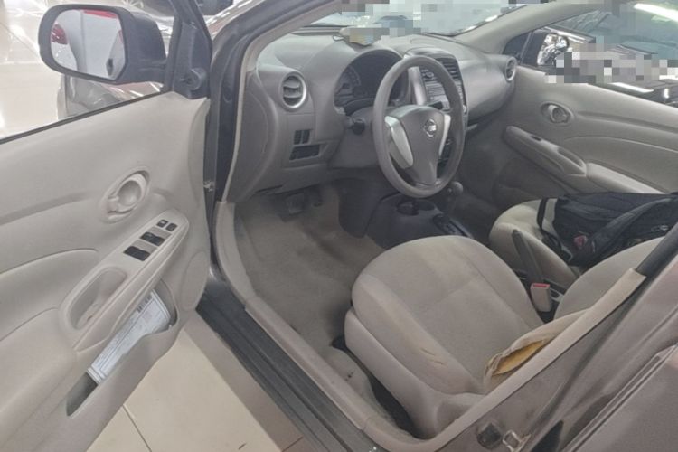 Used Nissan Sunny 2015 1.5XE CVT Comfort Edition Driver Seat