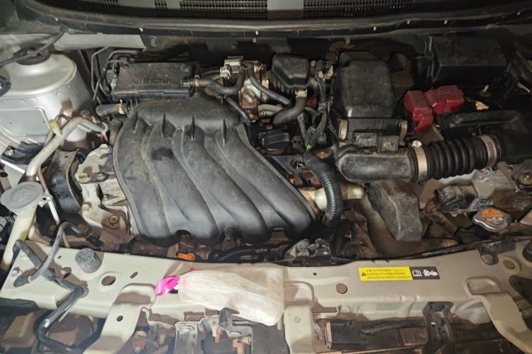 Used Nissan Sunny 2015 1.5XE CVT Comfort Edition Engine Bay