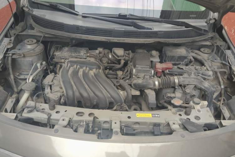 Used Nissan Sunny 2015 1.5XE CVT Master Edition Engine Bay