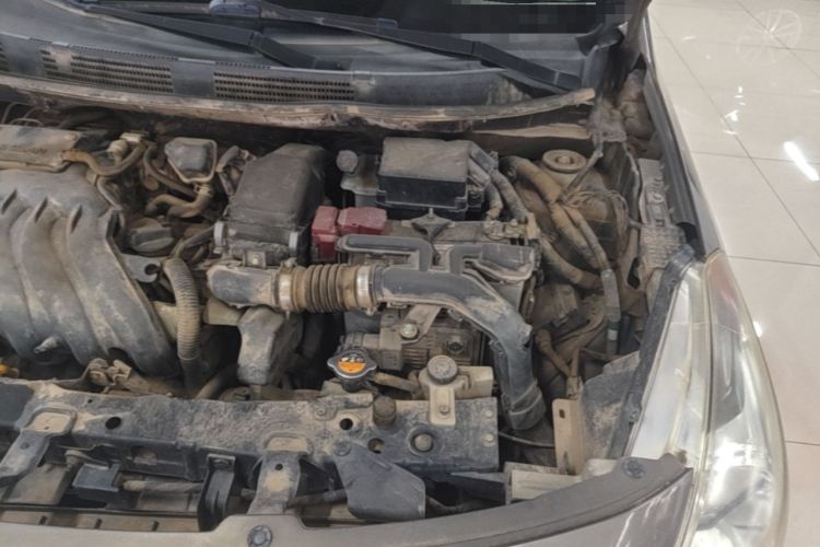 Used Nissan Sunny 2015 1.5XE CVT Comfort Edition Engine Bay Left