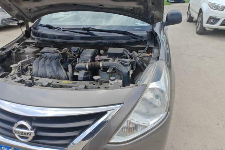 Used Nissan Sunny 2015 1.5XE Manual Comfort Edition Engine Bay Left