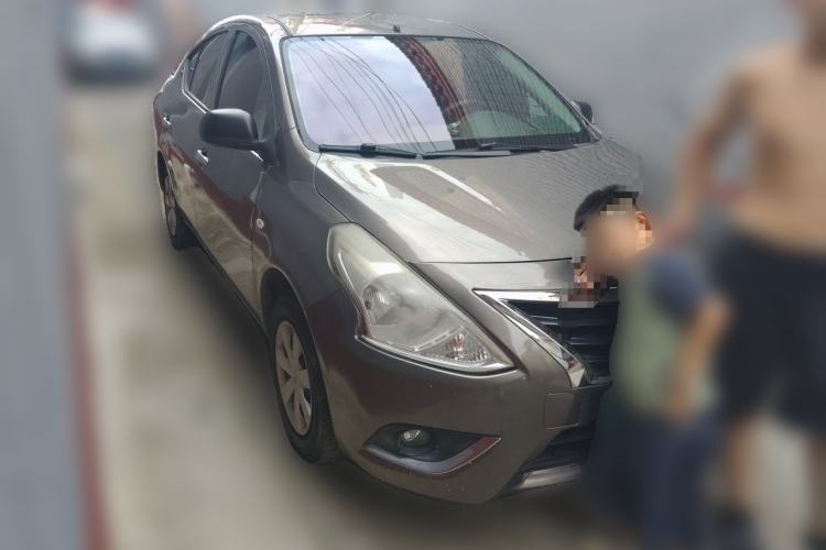 Used Nissan Sunny 2015 1.5XE CVT Master Edition Front Right 45 Deg