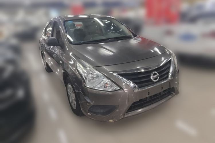 Used Nissan Sunny 2015 1.5XE CVT Comfort Edition Front Right 45 Deg