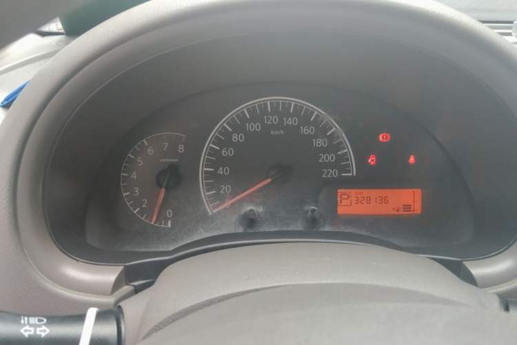 Used Nissan Sunny 2015 1.5XE CVT Master Edition Instrument Cluster