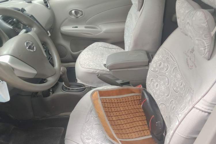 Used Nissan Sunny 2015 1.5XE CVT Master Edition Left Front Seat