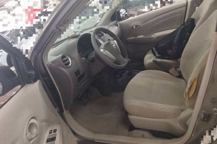 Used Nissan Sunny 2015 1.5XE CVT Comfort Edition Left Front Seat
