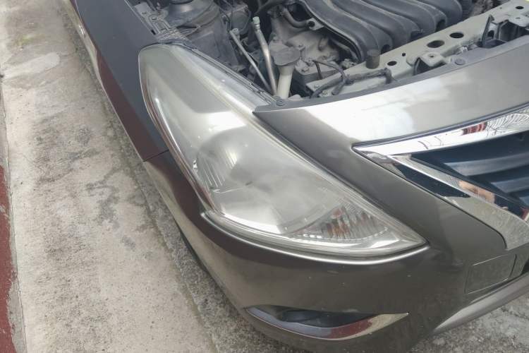 Used Nissan Sunny 2015 1.5XE CVT Master Edition Right Front Headlight