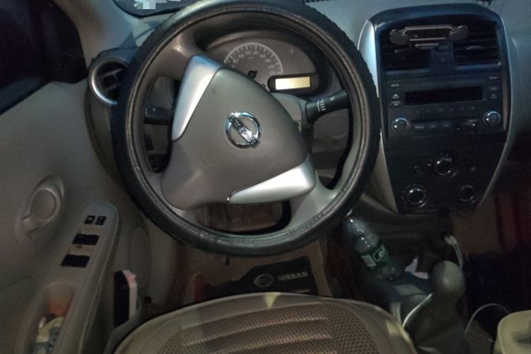 Used Nissan Sunny 2015 1.5XE Manual Comfort Edition Steering Wheel