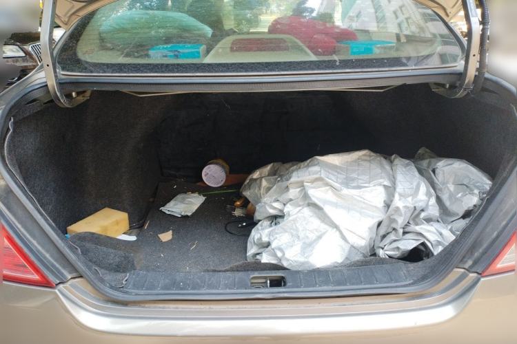 Used Nissan Sunny 2015 1.5XE Manual Comfort Edition Trunk