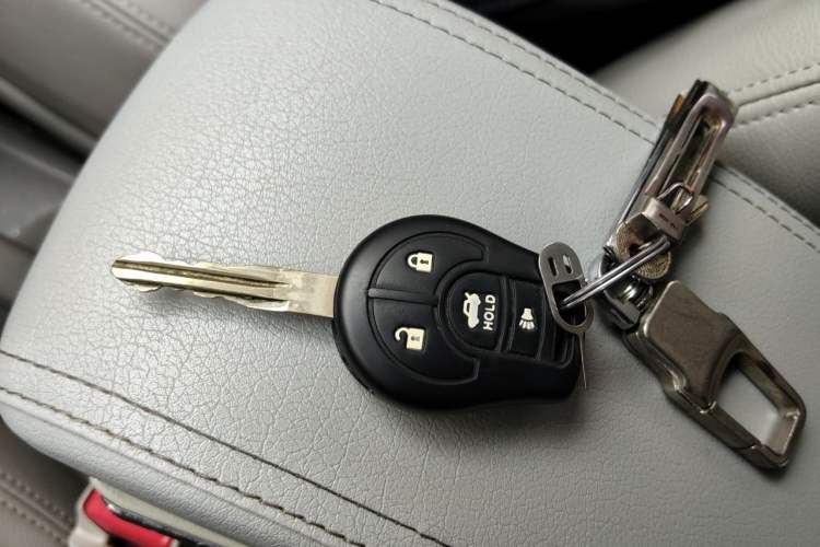 Used Nissan Sunny 2015 1.5XE Manual Comfort Edition Vehicle Key