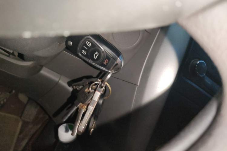 Used Nissan Sunny 2015 1.5XE Manual Comfort Edition Vehicle Key
