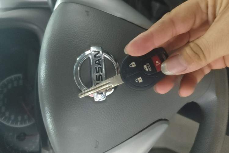Used Nissan Sunny 2015 1.5XE CVT Comfort Edition Vehicle Key