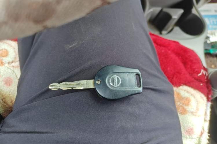 Used Nissan Sunny 2015 1.5XE Manual Comfort Edition Vehicle Key