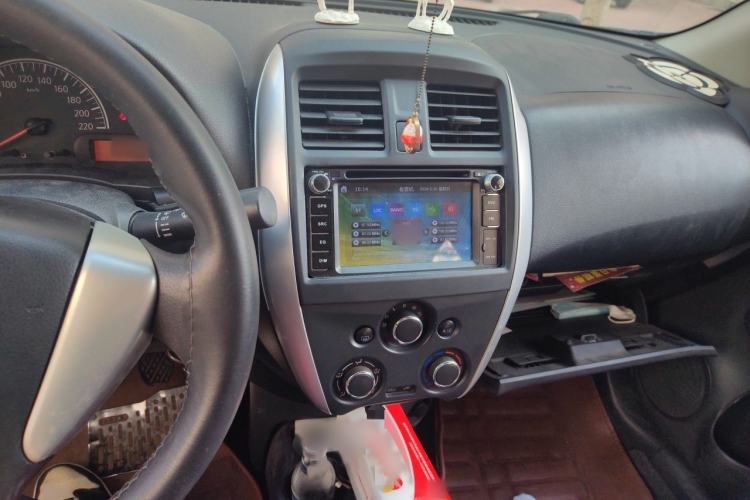 Used Nissan Sunny 2015 1.5XE Manual Comfort Edition Audio And AC Panel