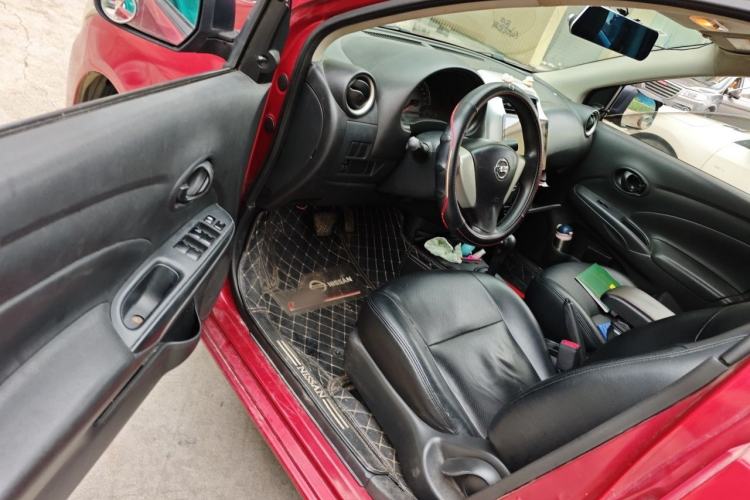 Used Nissan Sunny 2015 1.5XE CVT Comfort Edition Driver Seat