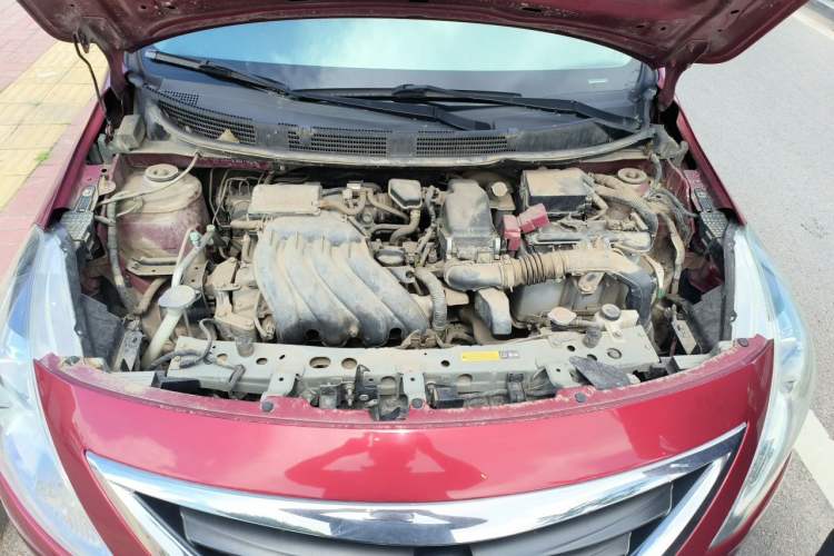 Used Nissan Sunny 2015 1.5XE Manual Comfort Edition Engine Bay