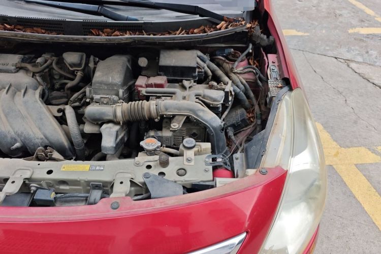 Used Nissan Sunny 2015 1.5XE CVT Comfort Edition Engine Bay Left