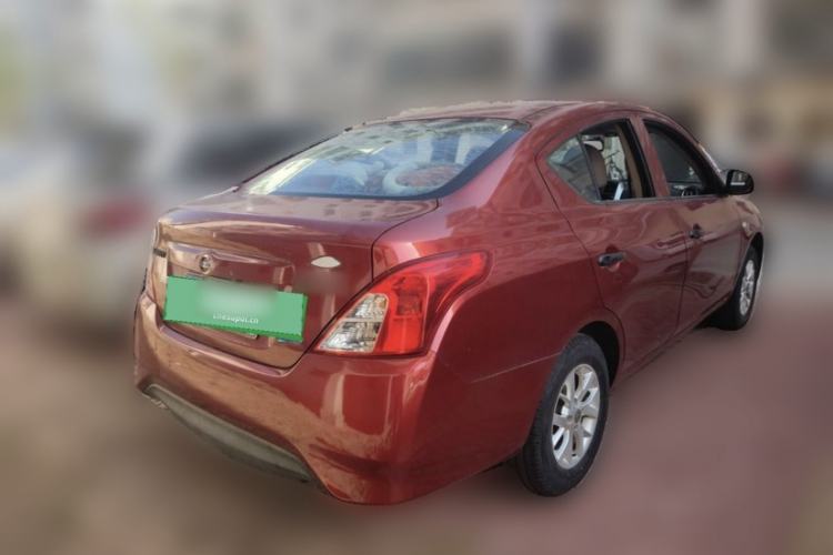 Used Nissan Sunny 2015 1.5XE Manual Comfort Edition Exterior 5
