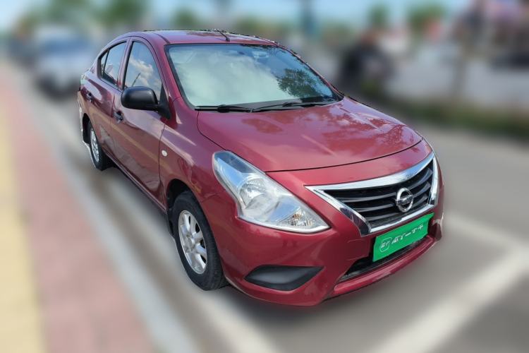 Used Nissan Sunny 2015 1.5XE Manual Comfort Edition Front Right 45 Deg