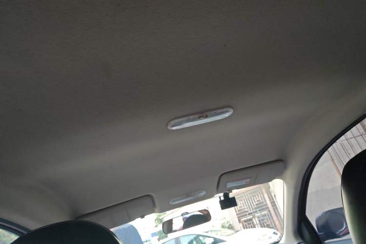 Used Nissan Sunny 2015 1.5XE Manual Master Edition Headliner